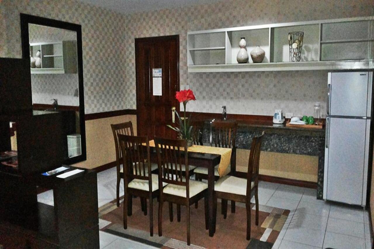 Subic Residencias Olongapo Eksteriør bilde