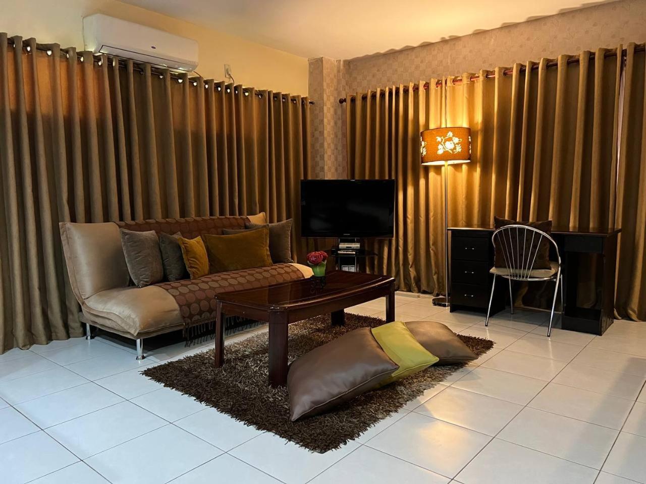 Subic Residencias Olongapo Eksteriør bilde